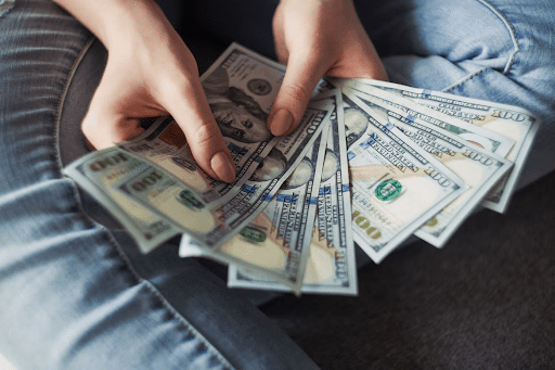 unnamed (89) Amazon Arbitrage: How It Works and How You Can Earn From It